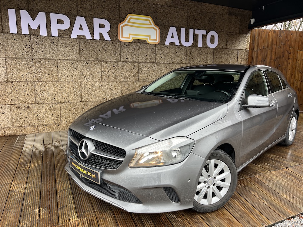 MERCEDES-BENZ A180d STYLE NACIONAL