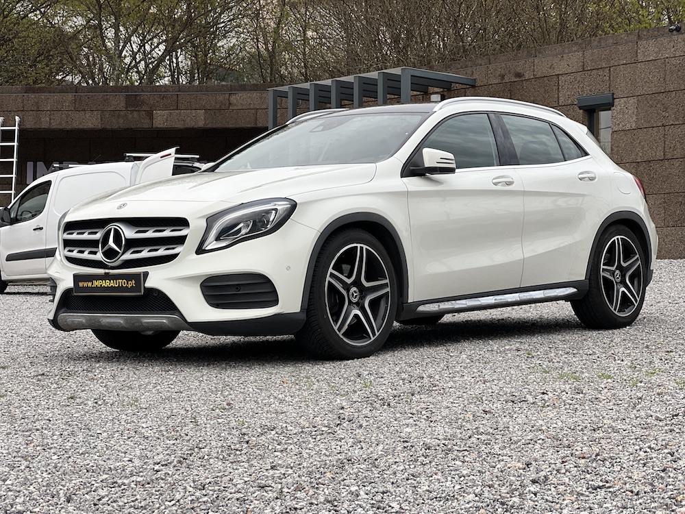 MERCEDES-BENZ GLA220d AMG AUTO