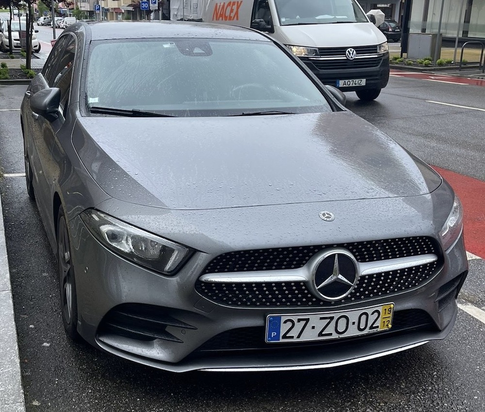 MERCEDES-BENZ A180d AMG NACIONAL