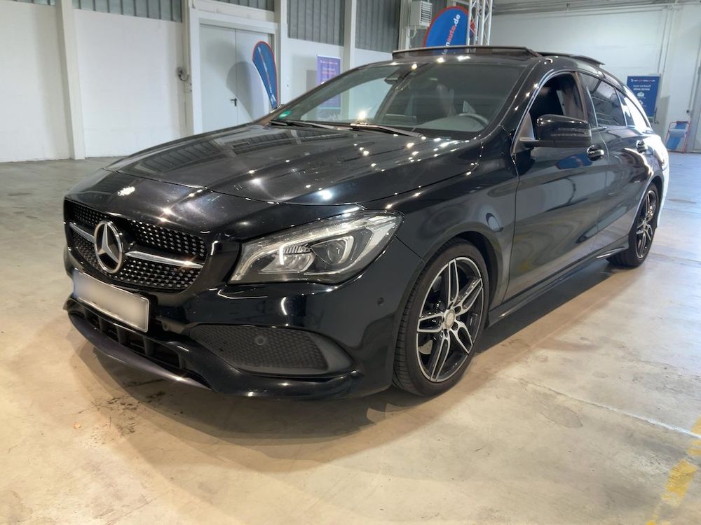 MERCEDES-BENZ CLA220d AMG AUTO