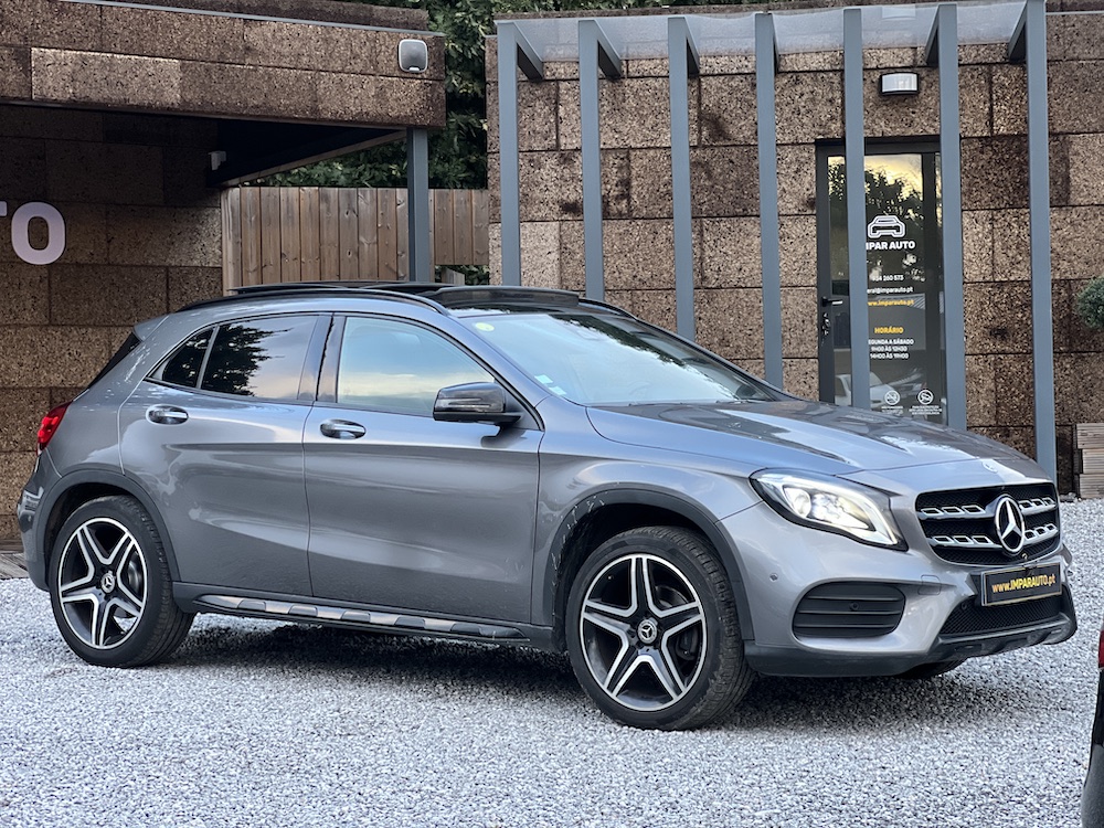 MERCEDES-BENZ GLA220d AMG AUTO