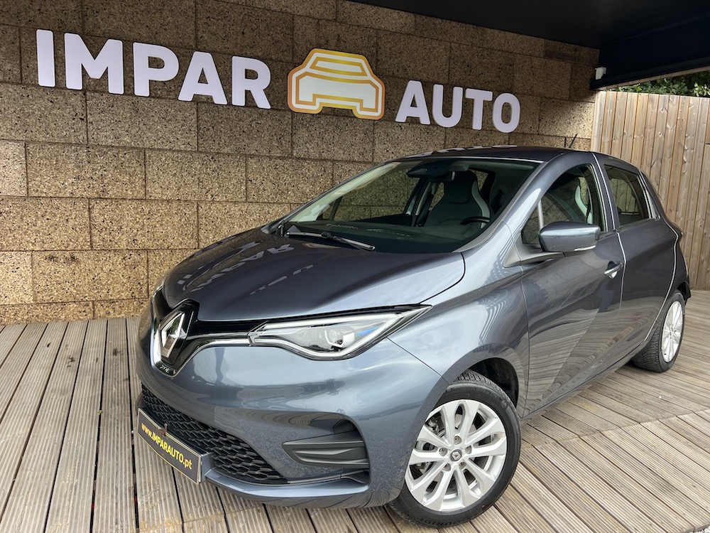 RENAULT ZOE Z.E 52KW EXPERIENCE