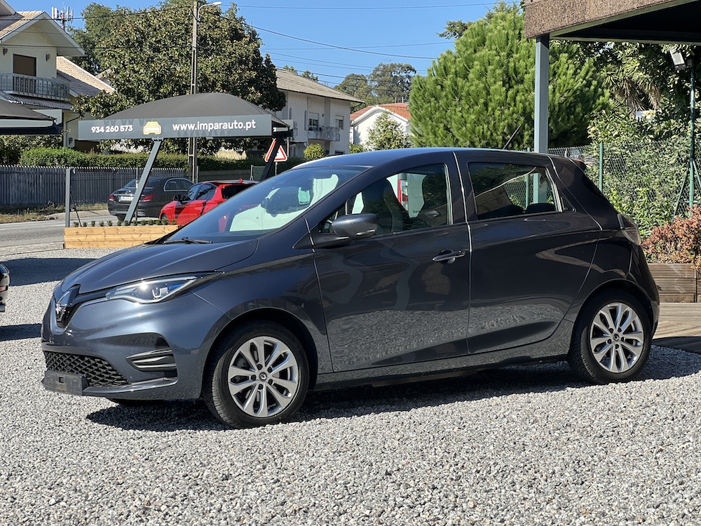 RENAULT ZOE Z.E 52KW EXPERIENCE